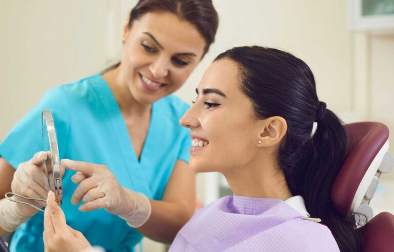 Read more about the article Master the Art of Maintaining a Healthy Smile: Tips and Tricks